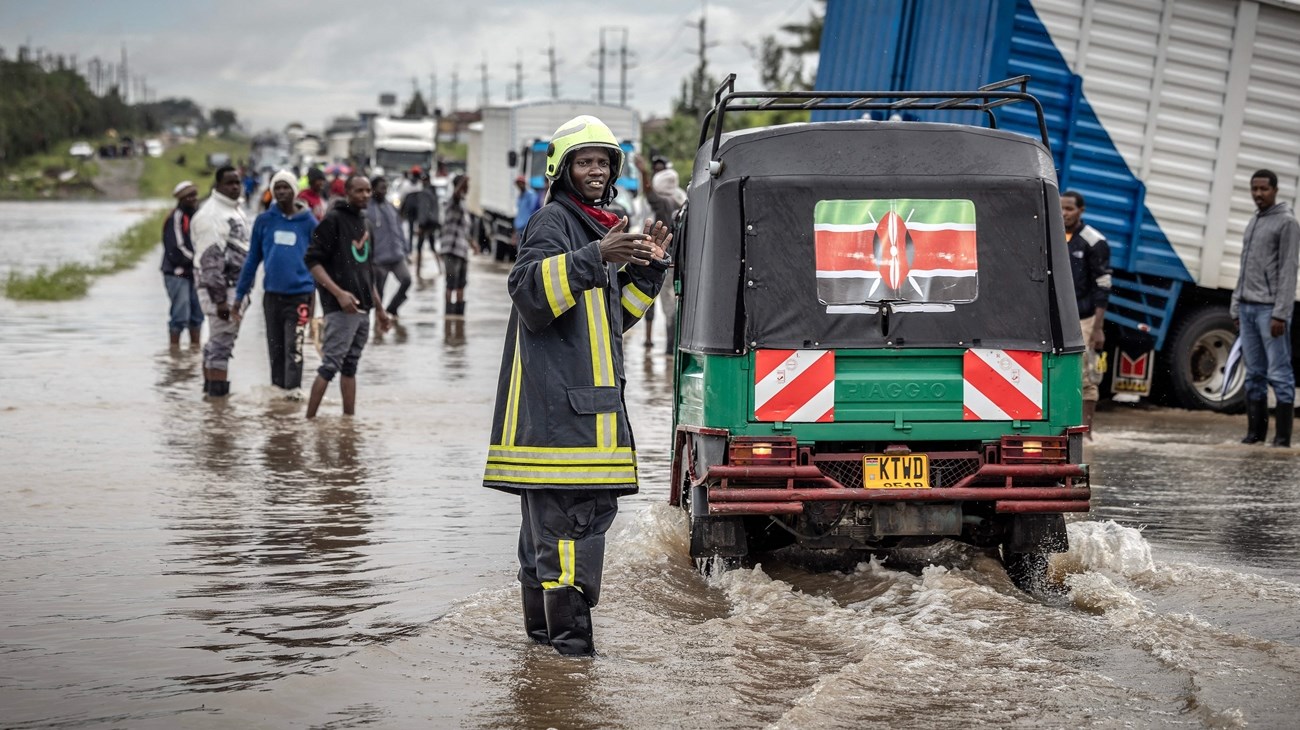 هدايا.. إعصار مدمّر يضرب كينيا وتنزانيا