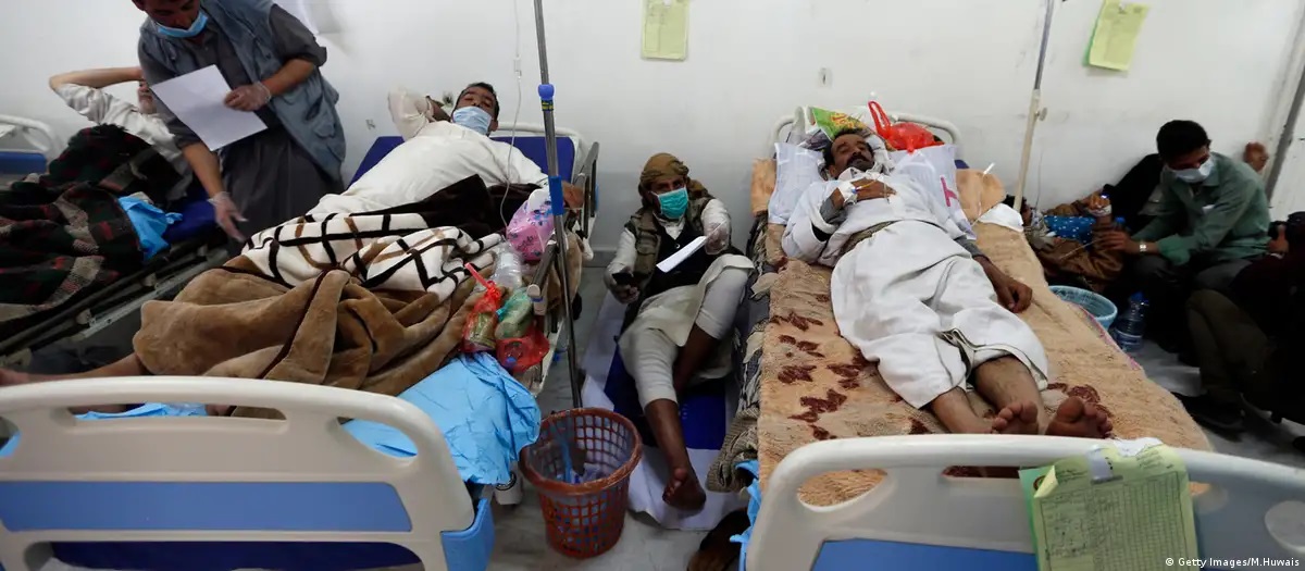 “اليونيسف” تتحدث عن تسجيل 20 ألف حالة ”كوليرا” في اليمن خلال 3 أشهر وتتوقع حالة “طوارئ” بصنعاء