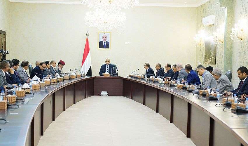 اجتماع استثنائي للحكومة اليمنية برئاسة عضو مجلس القيادة عيدروس الزبيدي