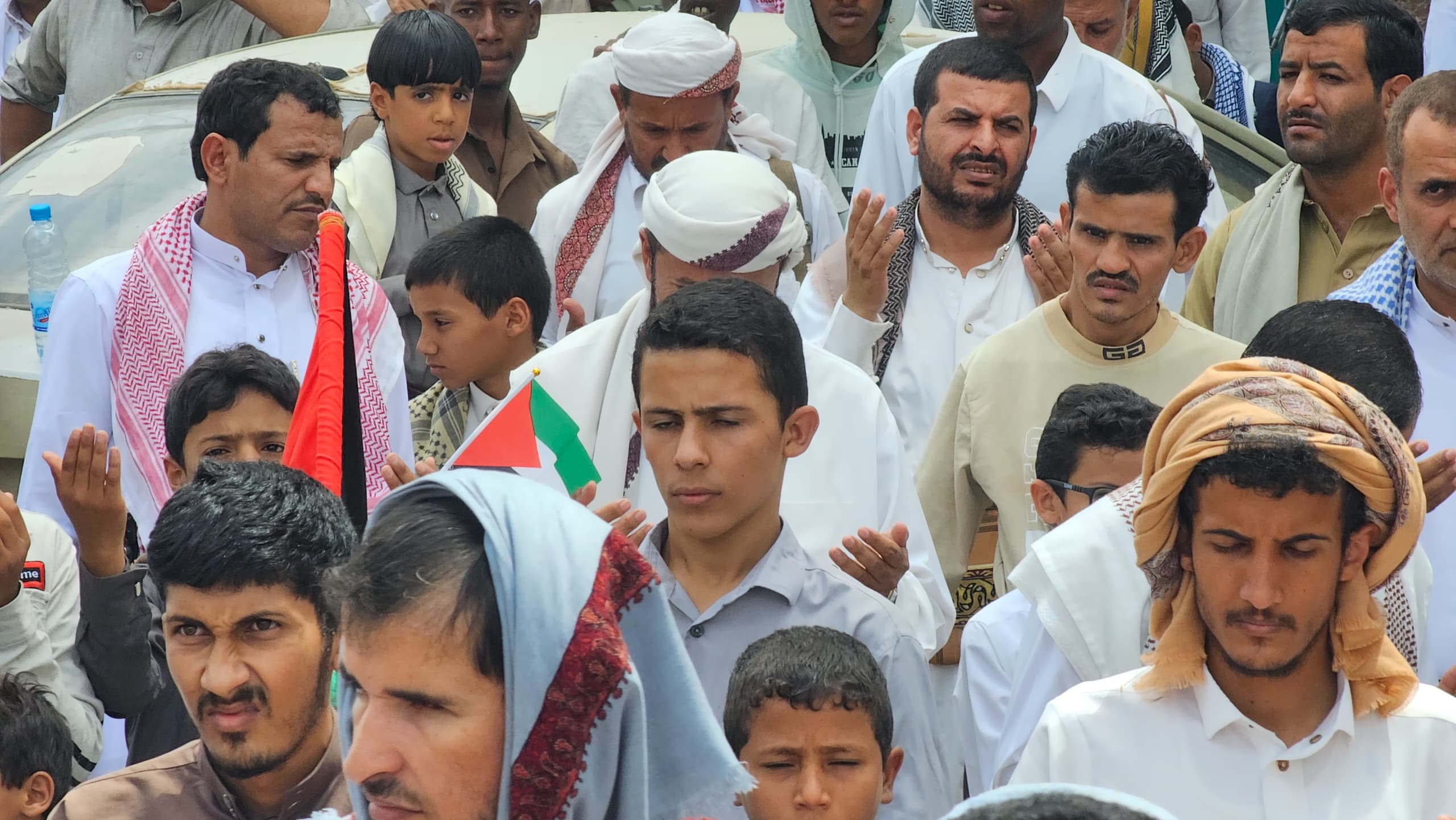 مارب.. وقفة تضامنية مع الشعب الفلسطيني منددة باستمرار حرب الابادة الجماعية