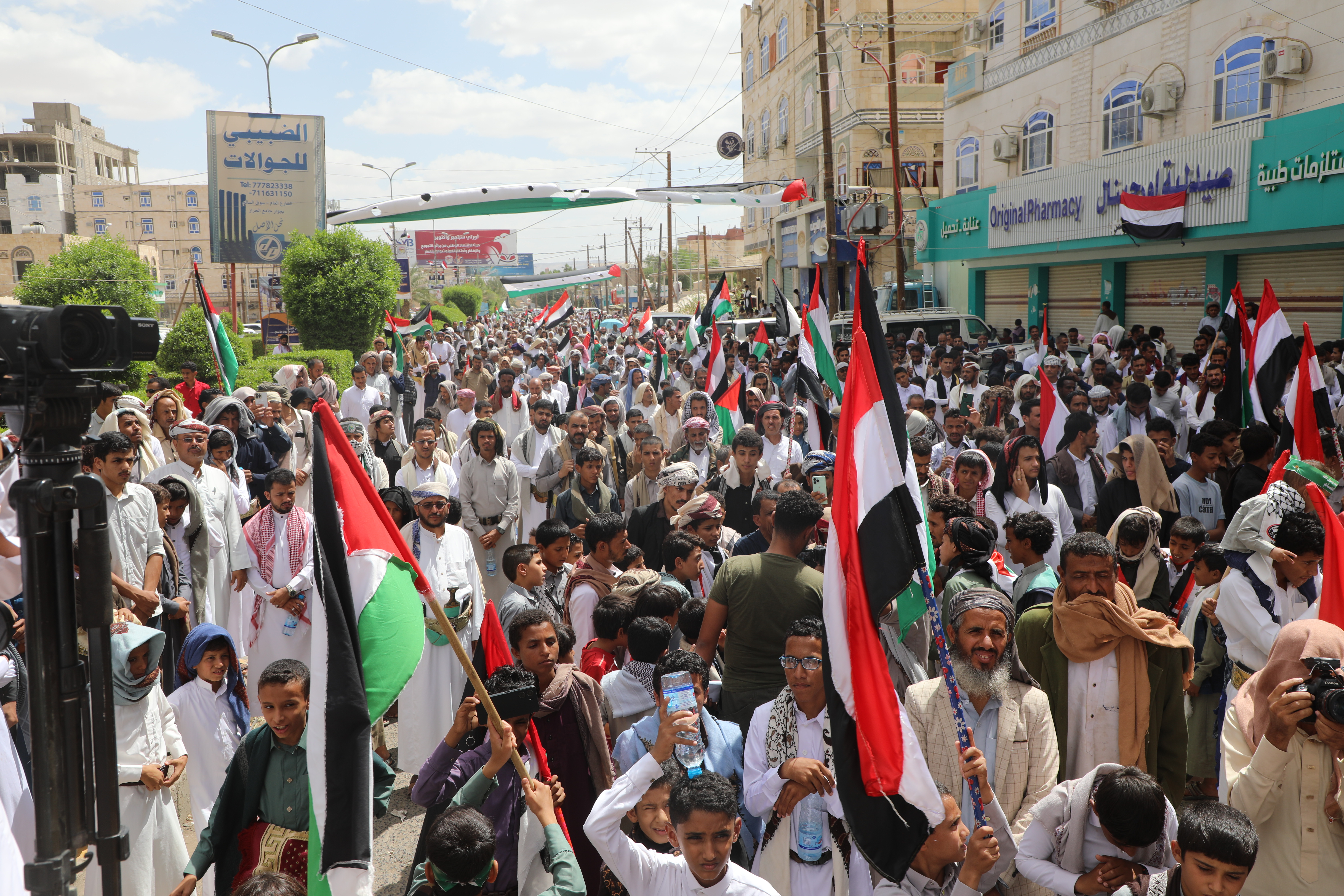 مأرب ..وقفة تضامنية مع الشعب الفلسطيني