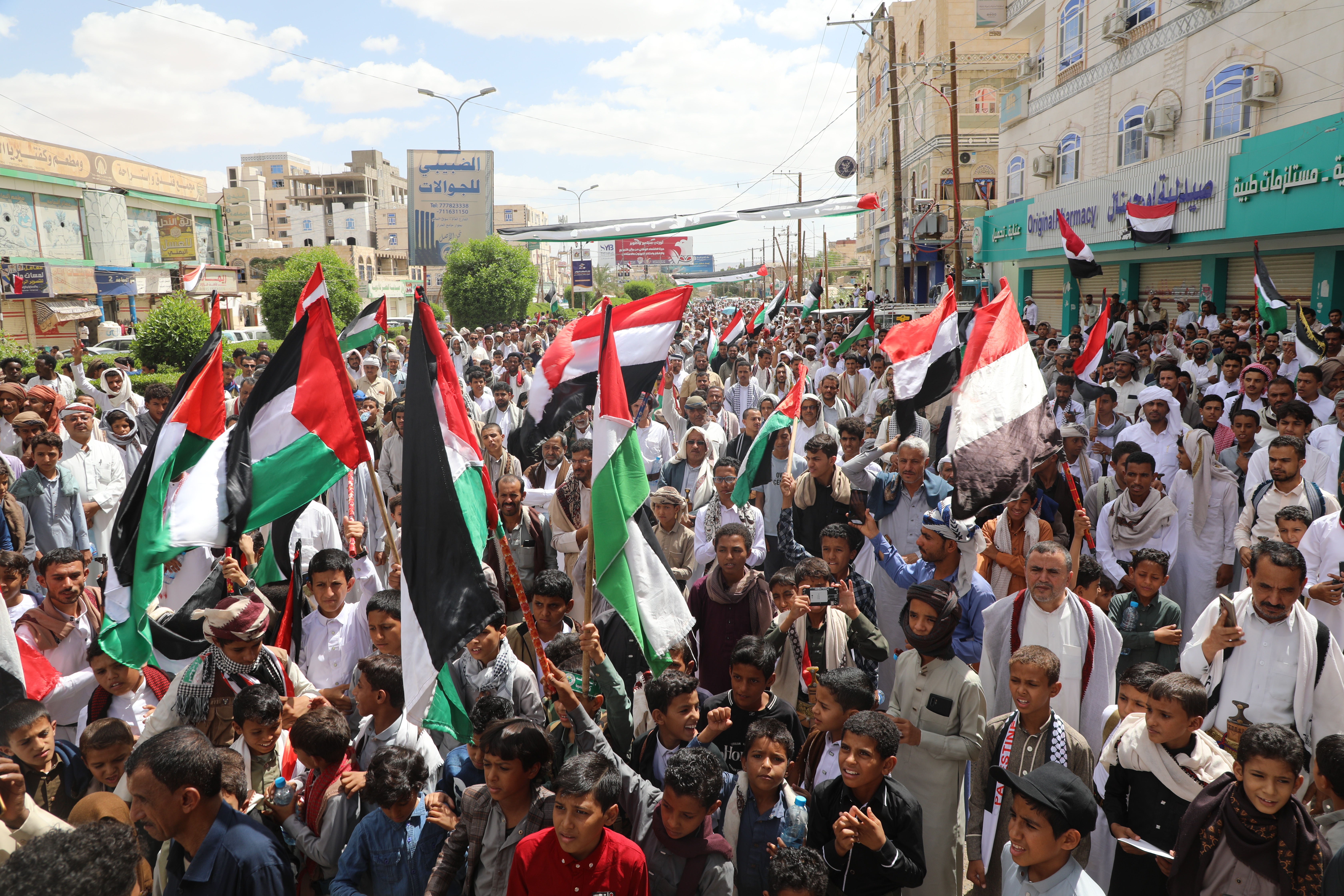 مأرب ..وقفة تضامنية مع الشعب الفلسطيني