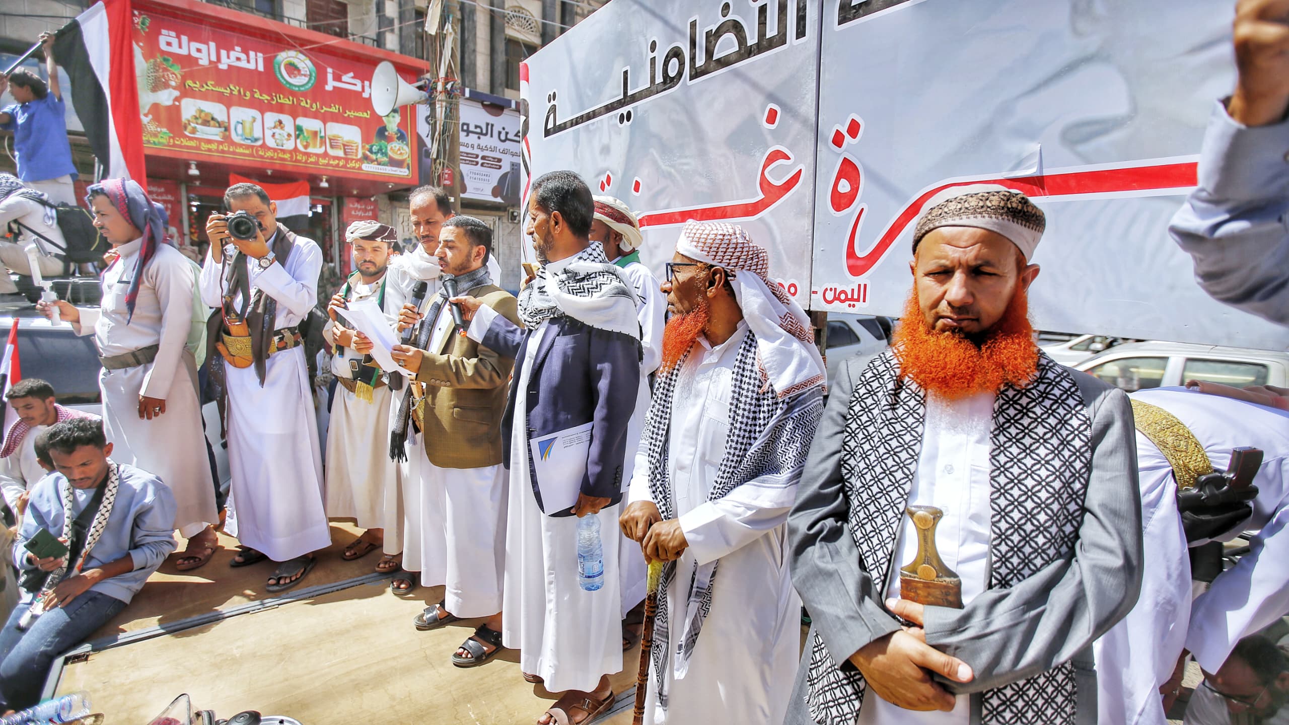 مارب : وقفة تندد باستمرار المجازر الوحشية وحرب الإبادة