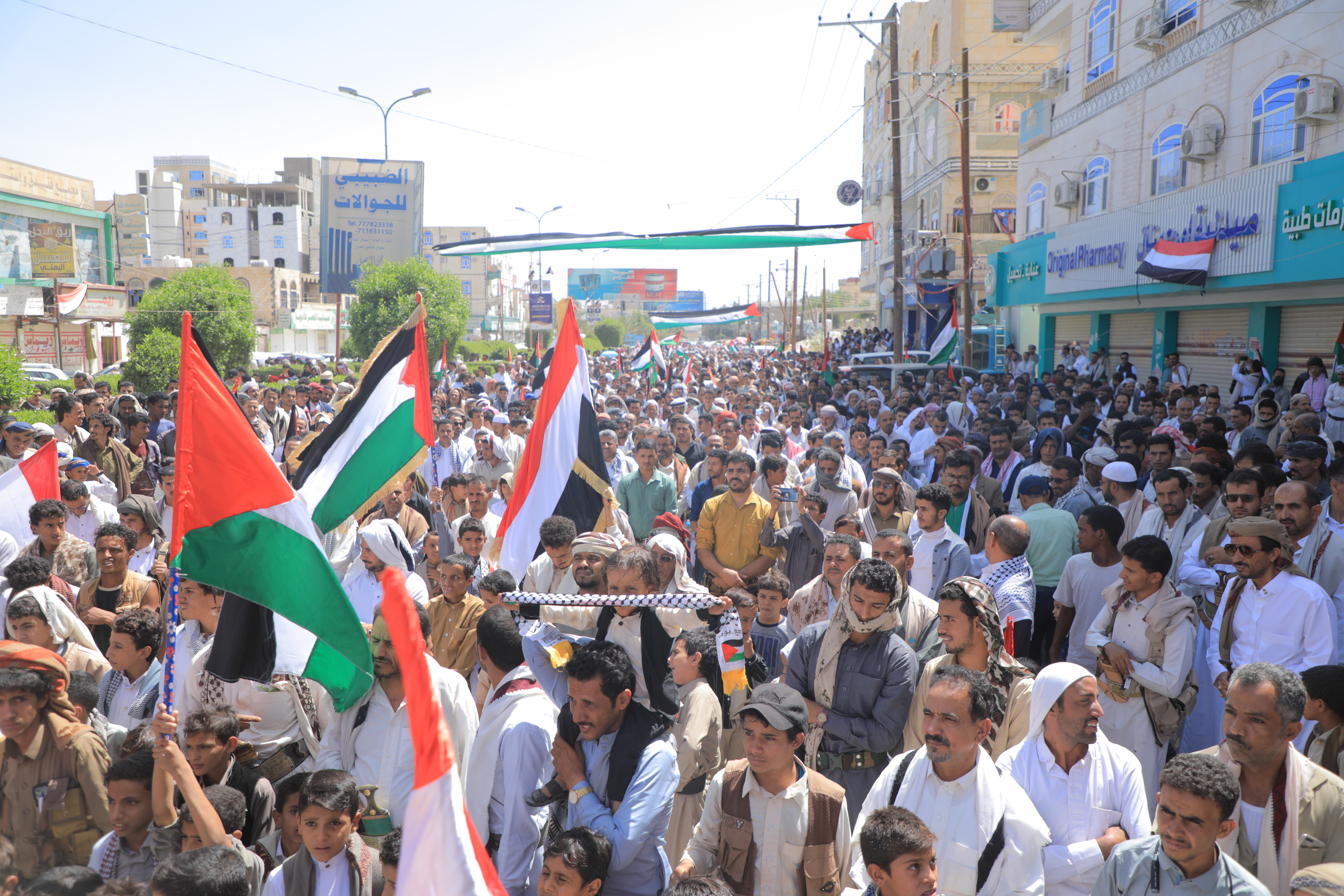 مارب : وقفة تندد باستمرار المجازر الوحشية وحرب الإبادة