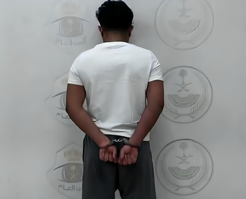 يمني مقيم في السعودية القى القبض عليه لأرتكابه جرائم نصب واحتيال يمني مقيم في السعودية القى القبض عليه لأرتكابه جرائم نصب واحتيال