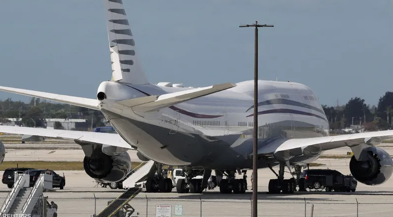 هدية قطر لترامب - طائرة بوينغ 747-8 هدية قطر لترامب - طائرة بوينغ 747-8