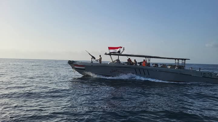 ضبط قارب تهريب - مصلحة خفر السواحل اليمنية ضبط قارب تهريب - مصلحة خفر السواحل اليمنية