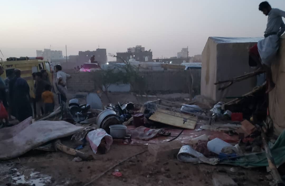 انفجار اسطوانة غاز في كنتيرة حراسة بمدينة مأرب انفجار اسطوانة غاز في كنتيرة حراسة بمدينة مأرب