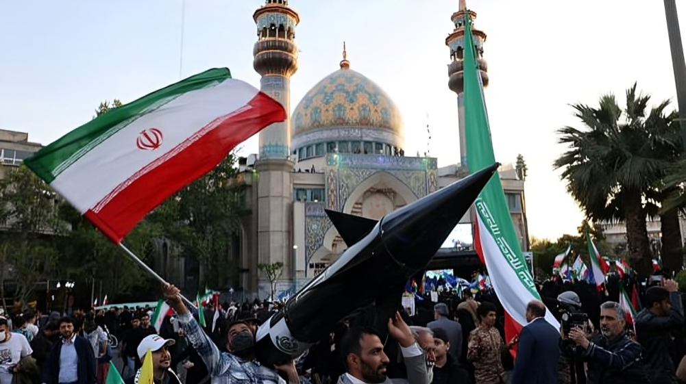 أعدام جاسوس يعمل لصالح الموساد في إيران أعدام جاسوس يعمل لصالح الموساد في إيران