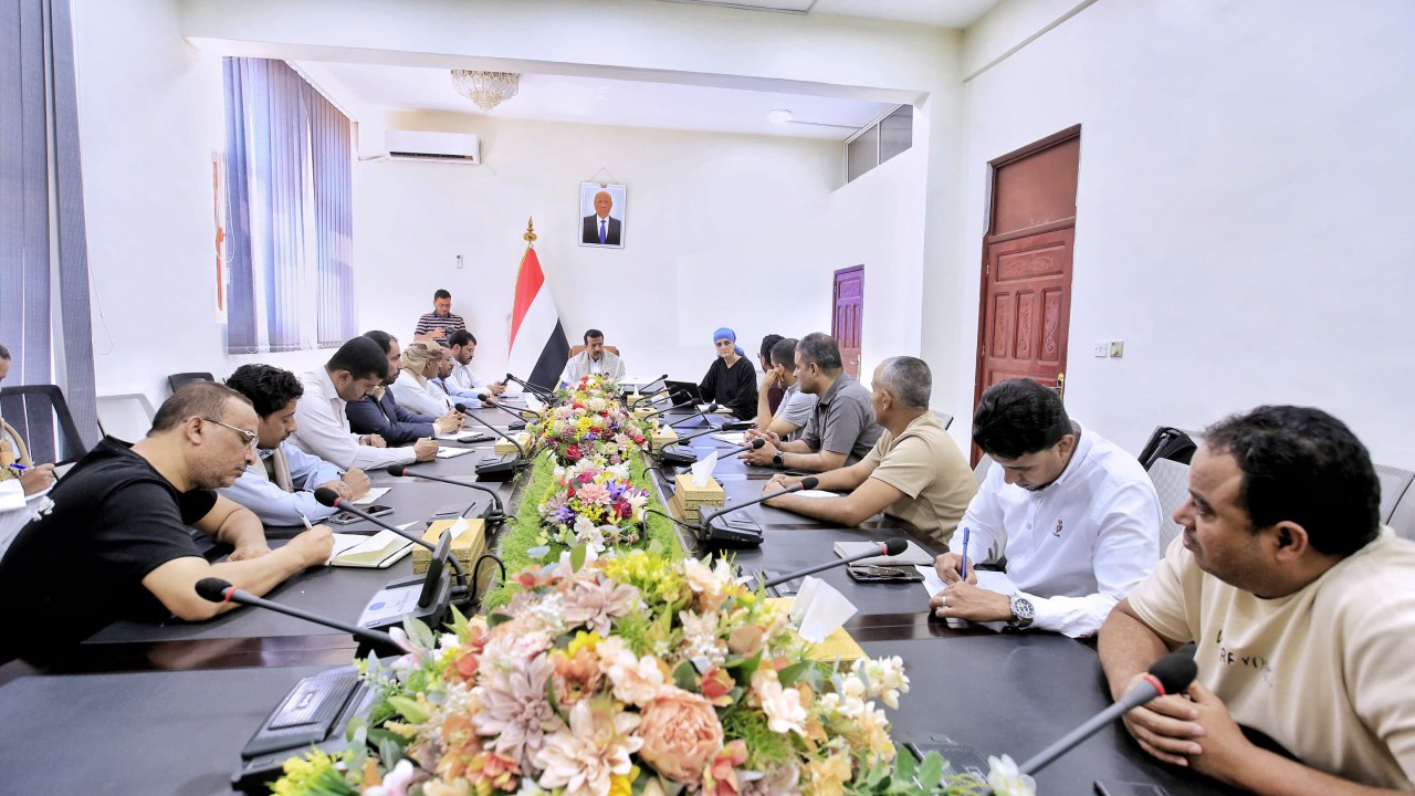 اجتماع السلطة المحلية في مأرب مع برنامج الغذاء العالمي اجتماع السلطة المحلية في مأرب مع برنامج الغذاء العالمي
