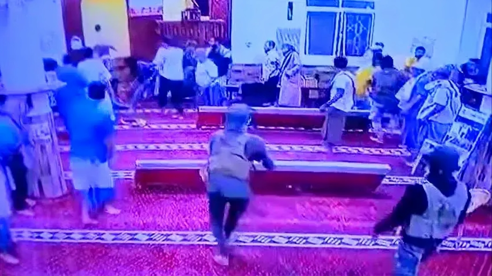 من مشاهد الاقتحام