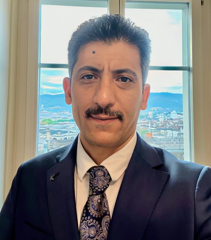 د. عمر منصر